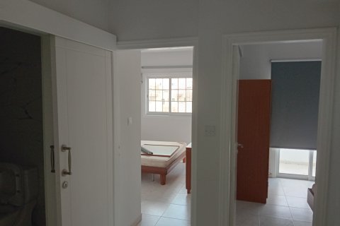 2 bedrooms Apartment in Larnaca, Larnaka,  No. 47869 3