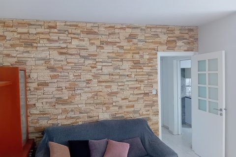 2 bedrooms Apartment in Larnaca, Larnaka,  No. 47869 2