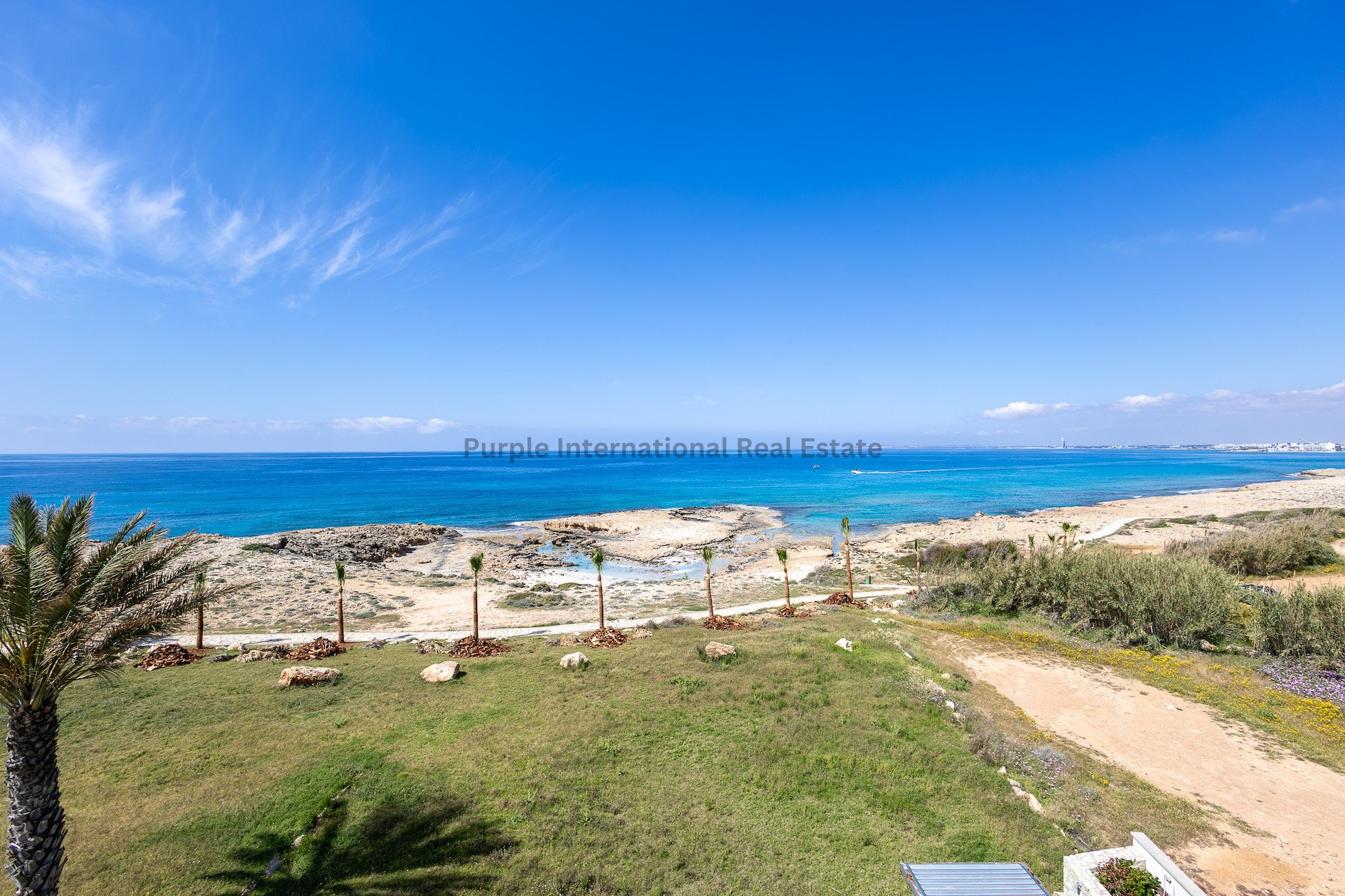 6 bedrooms Villa in Ayia Napa, Ammochostos, Cyprus No. 51975