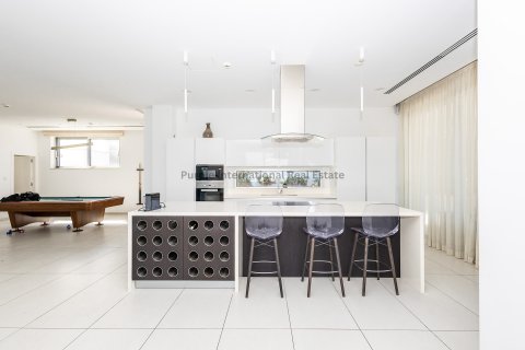 6 bedrooms Villa in Ayia Napa, Ammochostos,  No. 51975 12