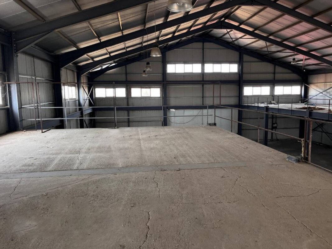 1125m2 Commercial property in Nicosia, Cyprus No. 37982