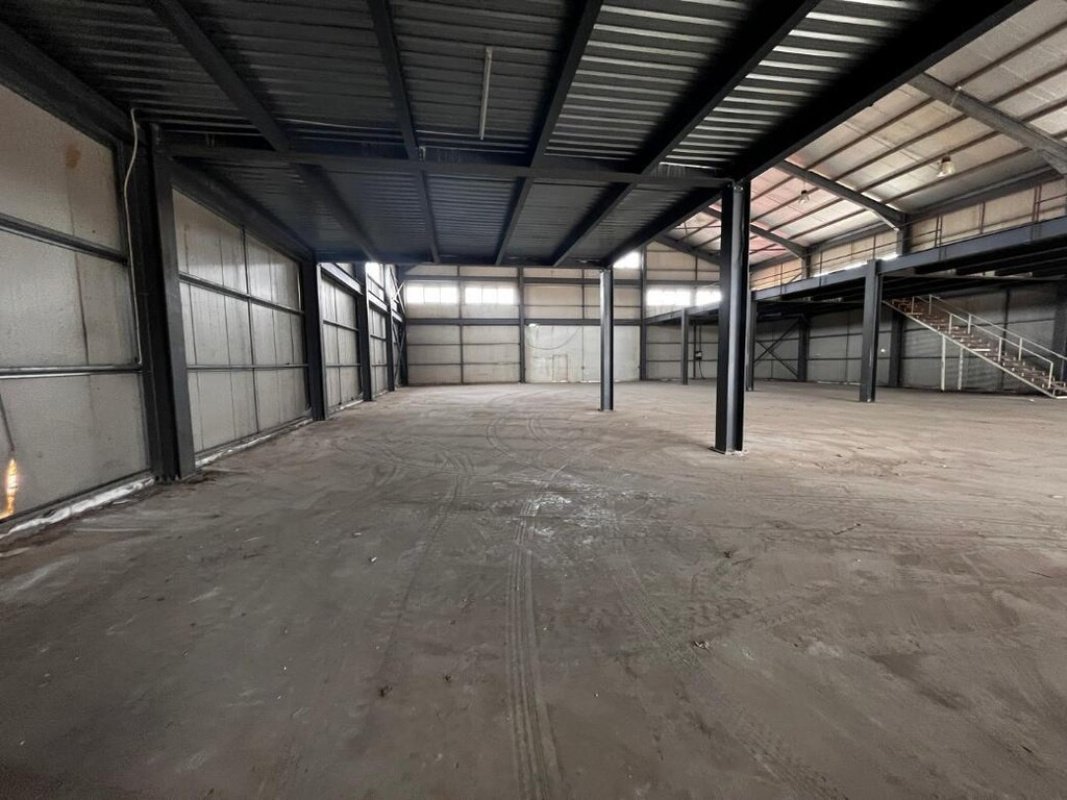 1125m2 Commercial property in Nicosia, Cyprus No. 37982