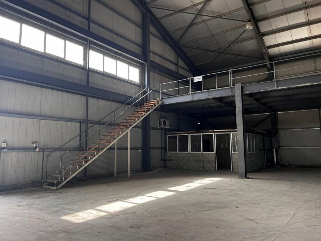 1125m2 Commercial property in Nicosia, Cyprus No. 37982