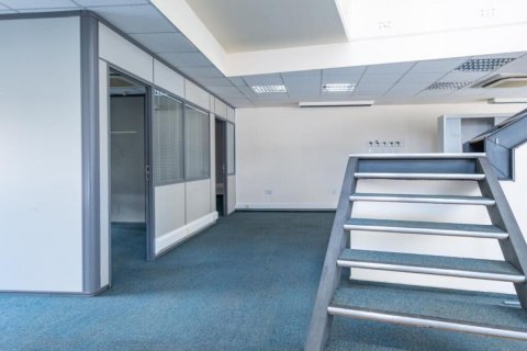 1060m2 Propriété commerciale à Nicosia, No. 37985 7