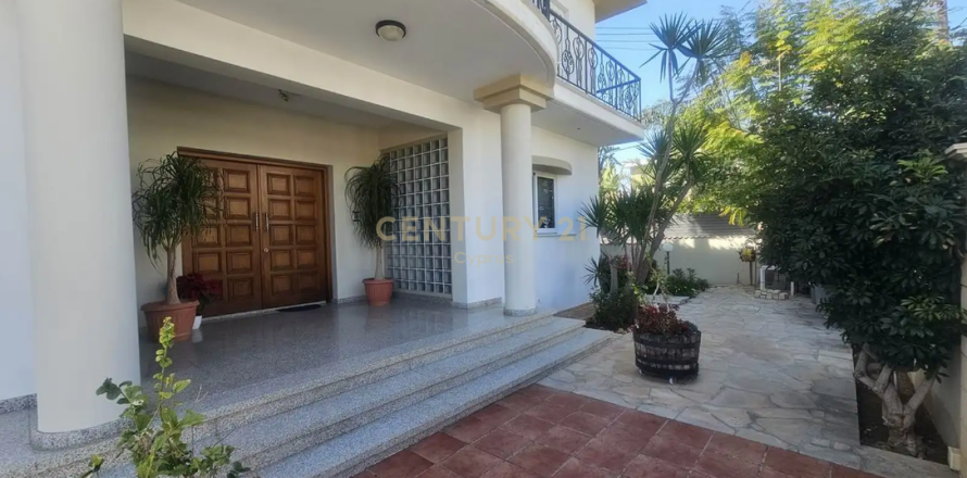 4 dormitorios Villa en Ypsonas, Limassol,  No. 55838