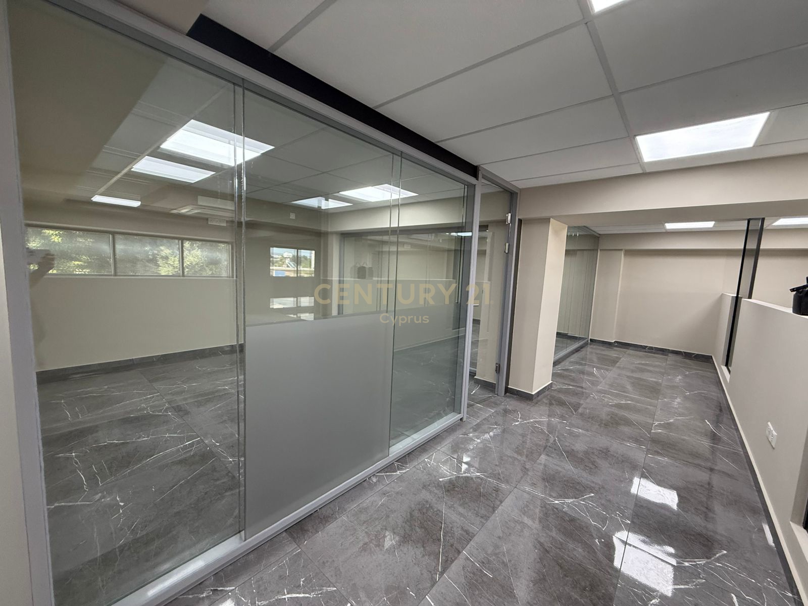 370m2 Office in Zakaki, Limassol, Cyprus No. 55834