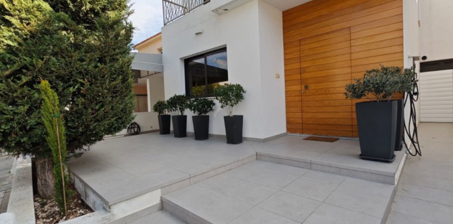 3 bedrooms Townhouse in Larnaka, No. 49922