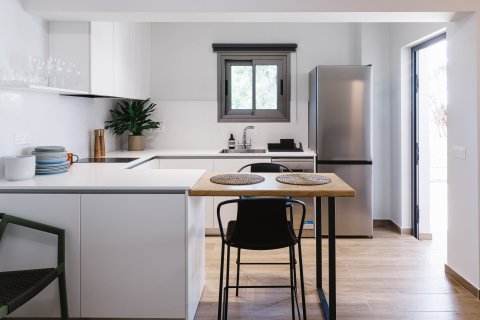 6 bedrooms Townhouse in Nicosia,  No. 46308 8