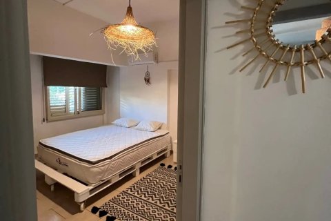 4 bedrooms Villa in Limassol,  No. 46306 15