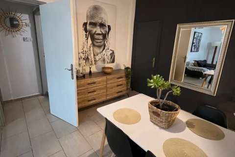 4 bedrooms Villa in Limassol,  No. 46306 12