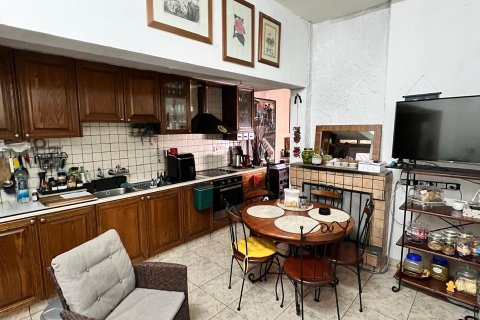 4 bedrooms Villa in Limassol,  No. 46306 18