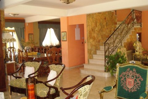 Вилла с 5 спальнями в Лимассол, Лимасол,  № 38379 7