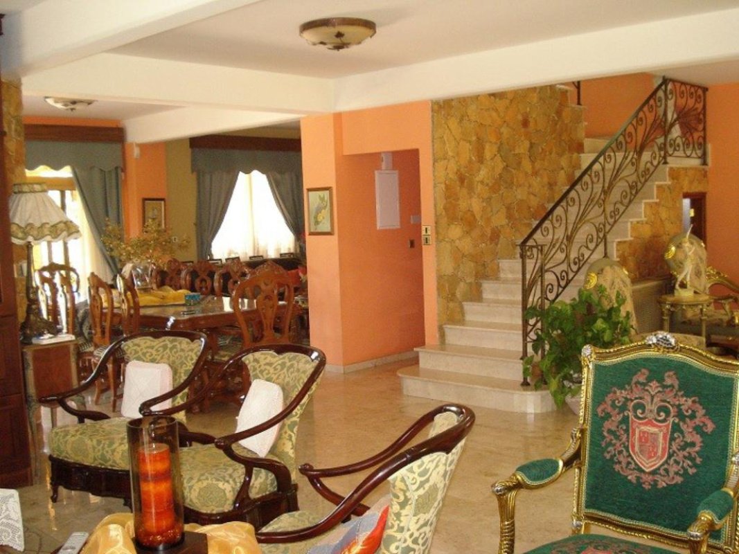 5 bedrooms Villa in Limassol, Cyprus No. 38379