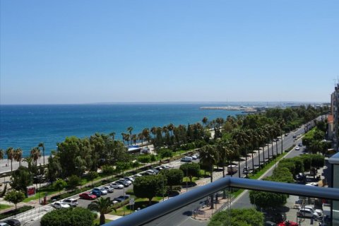 4 dormitorios Apartamento en Nicosia,  No. 38382 3