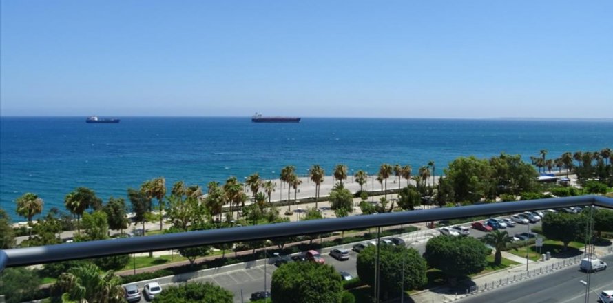 4 dormitorios Apartamento en Nicosia,  No. 38382