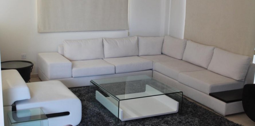 3 dormitorios Villa en Limassol,  No. 38380