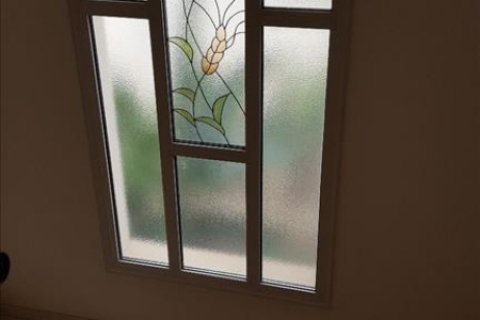 4 bedrooms Villa in Limassol,  No. 38381 9