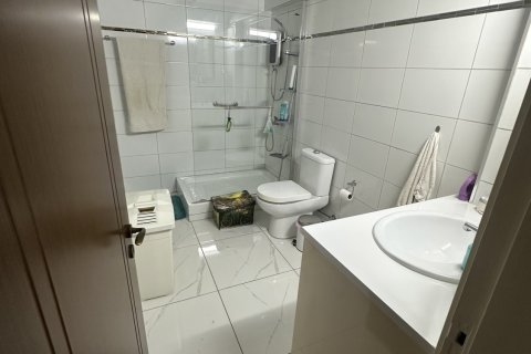 2 bedrooms Apartment in Larnaca, Larnaka, No. 40009 8