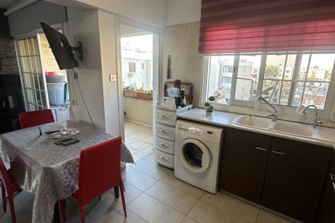 2 bedrooms Apartment in Larnaca, Larnaka, No. 40009 4