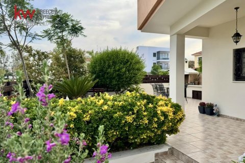 2 bedrooms Apartment in Strovolos, Nicosia,  No. 40013 3