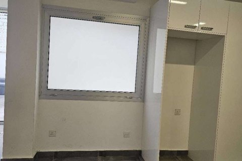 2 bedrooms Apartment in Nicosia, No. 40012 3