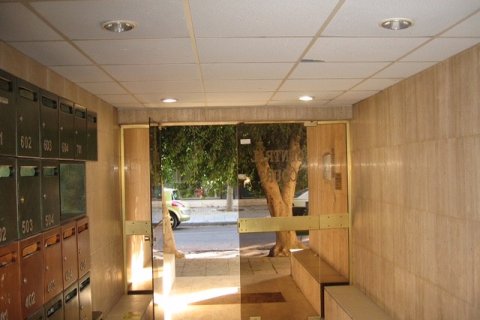 4 bedrooms Apartment in Nicosia, No. 46214 13