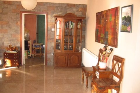 4 bedrooms Apartment in Nicosia, No. 46214 24
