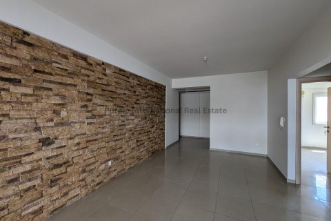 Квартира с 2 спальнями в Ларнака, Кипр № 37230 18