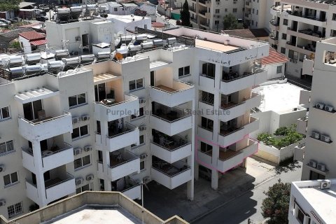 Квартира с 2 спальнями в Ларнака, Кипр № 37230 2