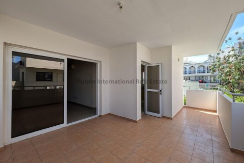 Квартира с 2 спальнями в Ларнака, Кипр № 37230 9
