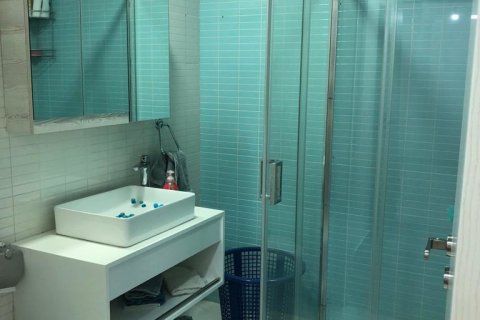 2 bedrooms Apartment in Larnaca, Larnaka, No. 39651 13