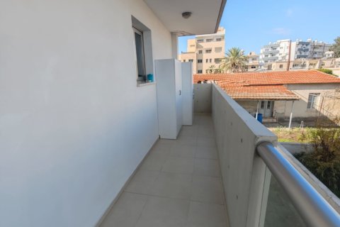 1 bedroom Apartment in Larnaca, Larnaka,  No. 39645 7