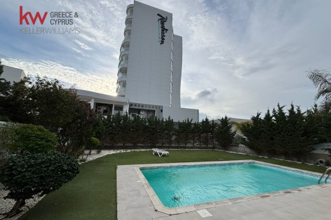 4 bedrooms Villa in Oroklini, Larnaka, No. 39649