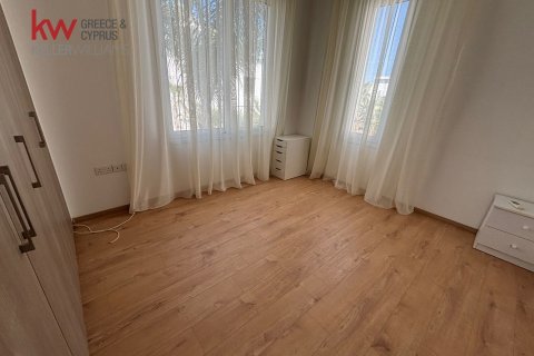 4 bedrooms Villa in Oroklini, Larnaka,  No. 39649 12