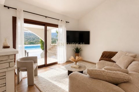5 dormitorios Villa en Foinikaria, Limassol, No. 57409 3