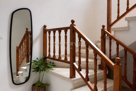 5 dormitorios Villa en Foinikaria, Limassol, No. 57409 5