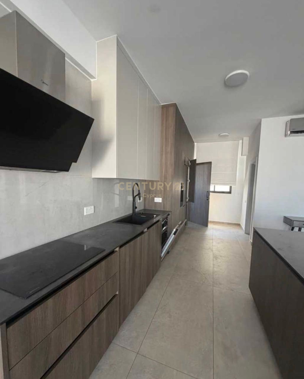 3 dormitorios Apartamento en Limassol, Chipre No. 57413