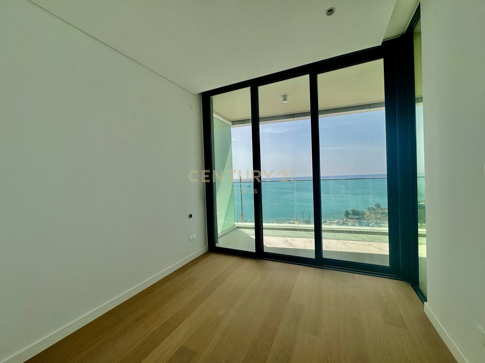 1 bedroom Apartment in Limassol, Cyprus No. 32711