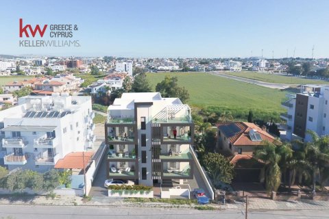 2 bedrooms Apartment in Larnaca, Larnaka,  No. 51580 5