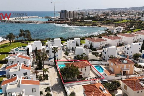 4 bedrooms Townhouse in Paralimni, Ammochostos,  No. 51819 2
