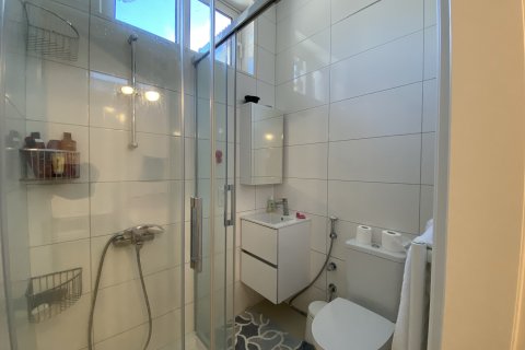 5 bedrooms Villa in Limassol,  No. 49396 16