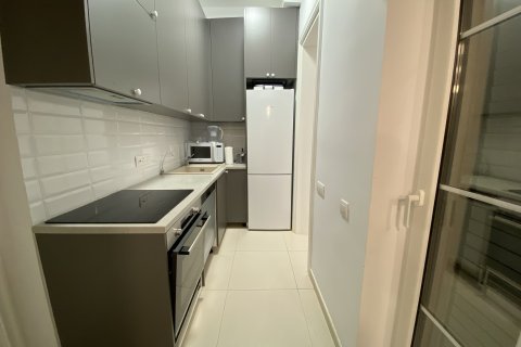 5 bedrooms Villa in Limassol,  No. 49396 18