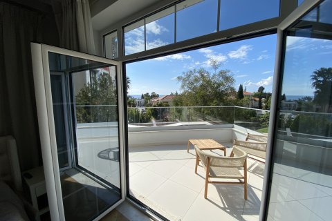 5 bedrooms Villa in Limassol,  No. 49396 23