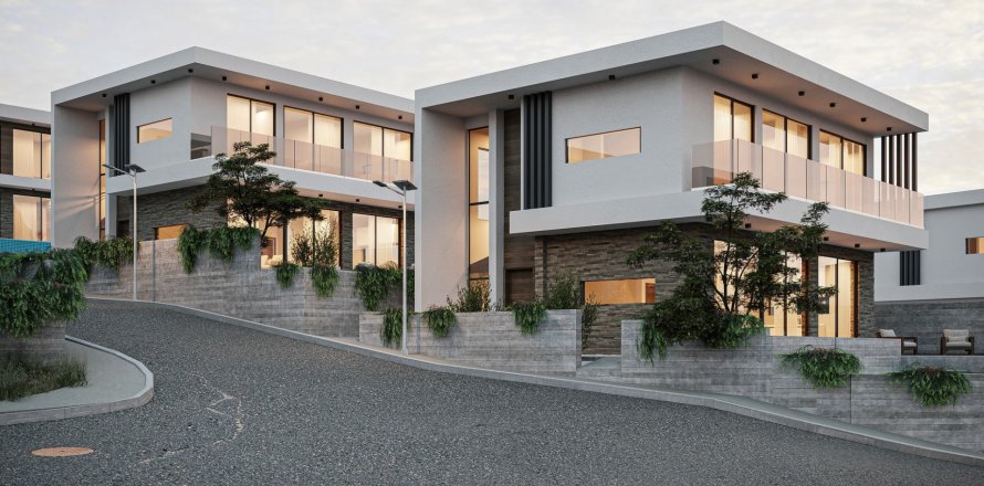 4 bedrooms Villa in Pegeia, Paphos,  No. 42935