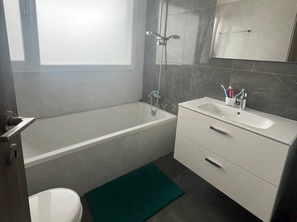 4 dormitorios Apartamento en Agios Tychonas, Limassol, Chipre No. 31816