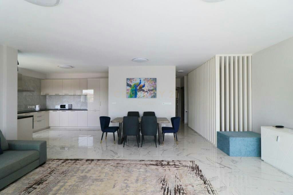 4 dormitorios Apartamento en Agios Tychonas, Limassol, Chipre No. 31816