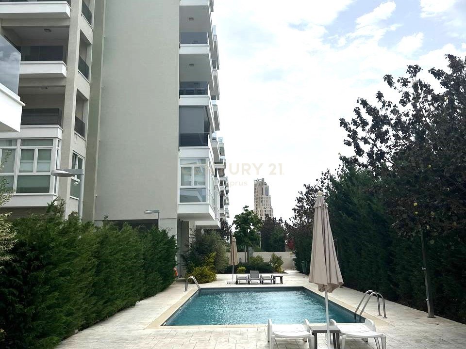 4 dormitorios Apartamento en Agios Tychonas, Limassol, Chipre No. 31816