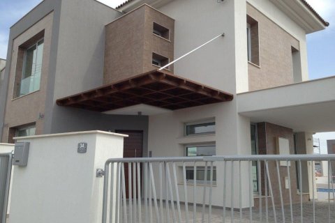 3 bedrooms Villa in Moni, Limassol,  No. 46152