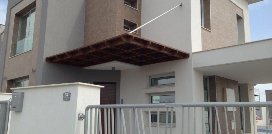 3 bedrooms Villa in Moni, Limassol,  No. 46152