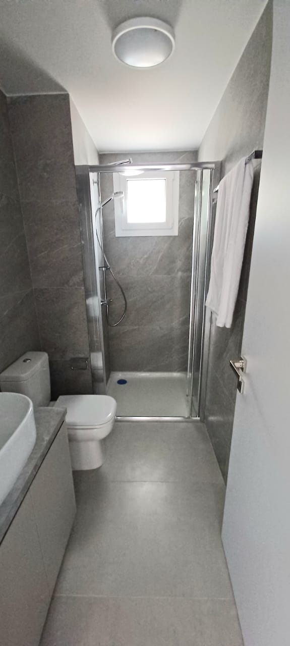 Квартира с 2 спальнями в Пафос, Кипр № 36045